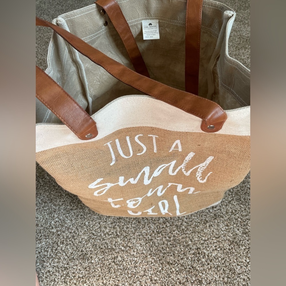 Just a small town girl bag! So cute - Picture 2 of 5